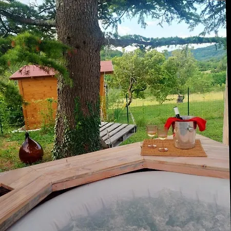 Dolce With Jacuzzi شقة بوزت